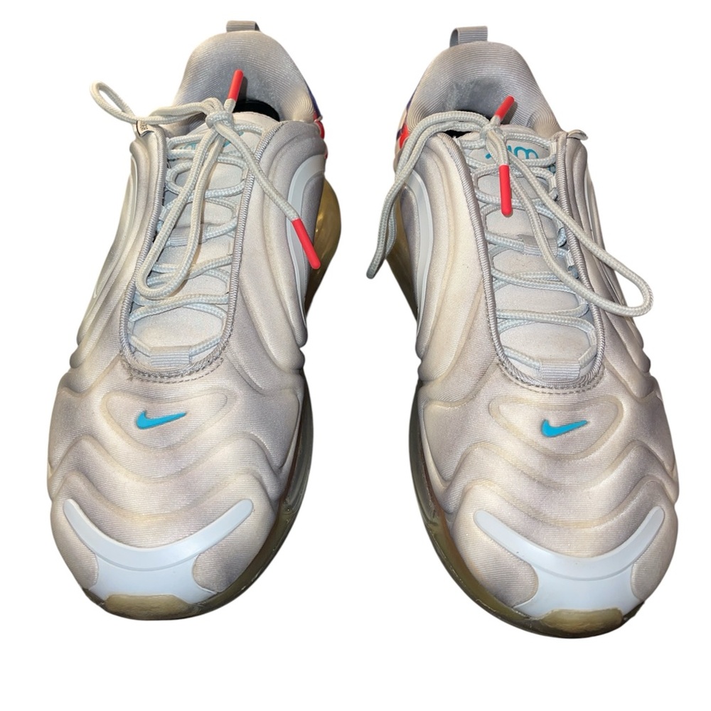 Nike Airmax 720 Women’s size 10